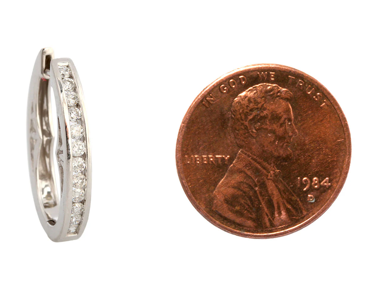 14K White Gold 0.50-Carat Diamond Oval Hoops - Image 5