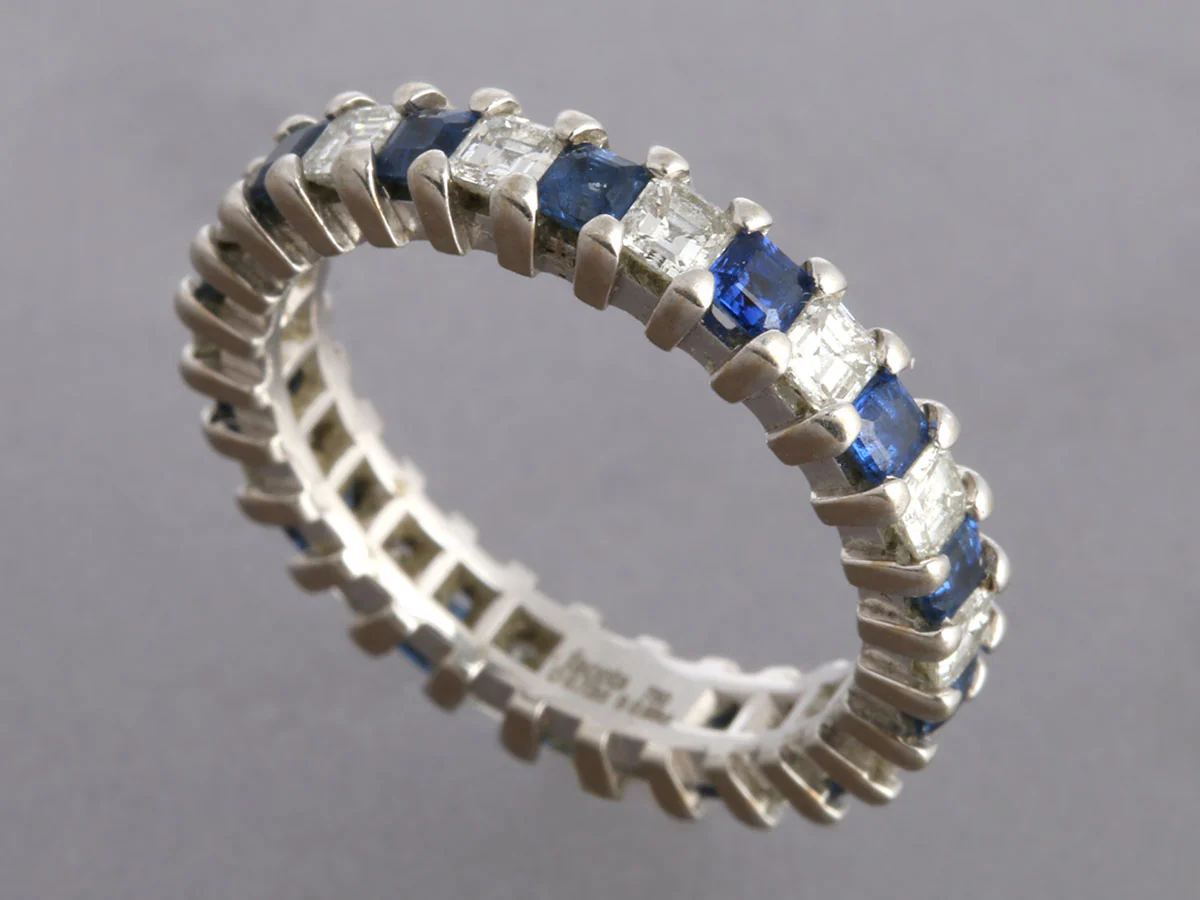 18K White Gold 1.68-Carat Diamond and Sapphire Eternity Band - Image 3