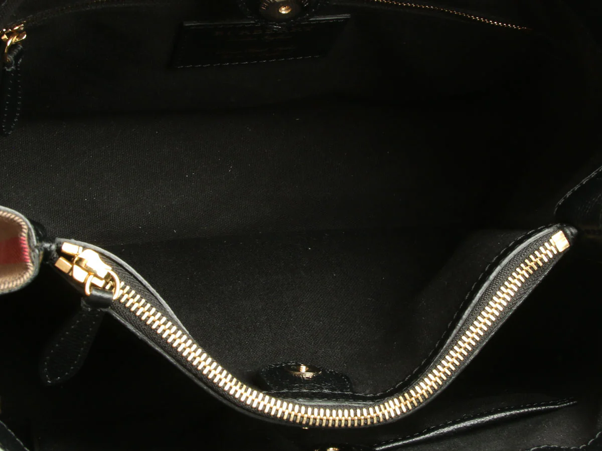 Burberry Medium Black Pebbled Leather Banner Tote - Image 8