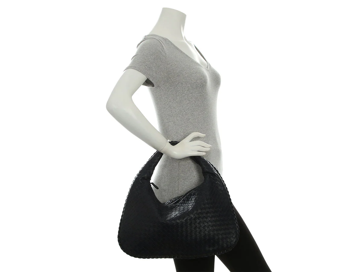 Bottega Veneta Medium Navy Hobo - Image 9