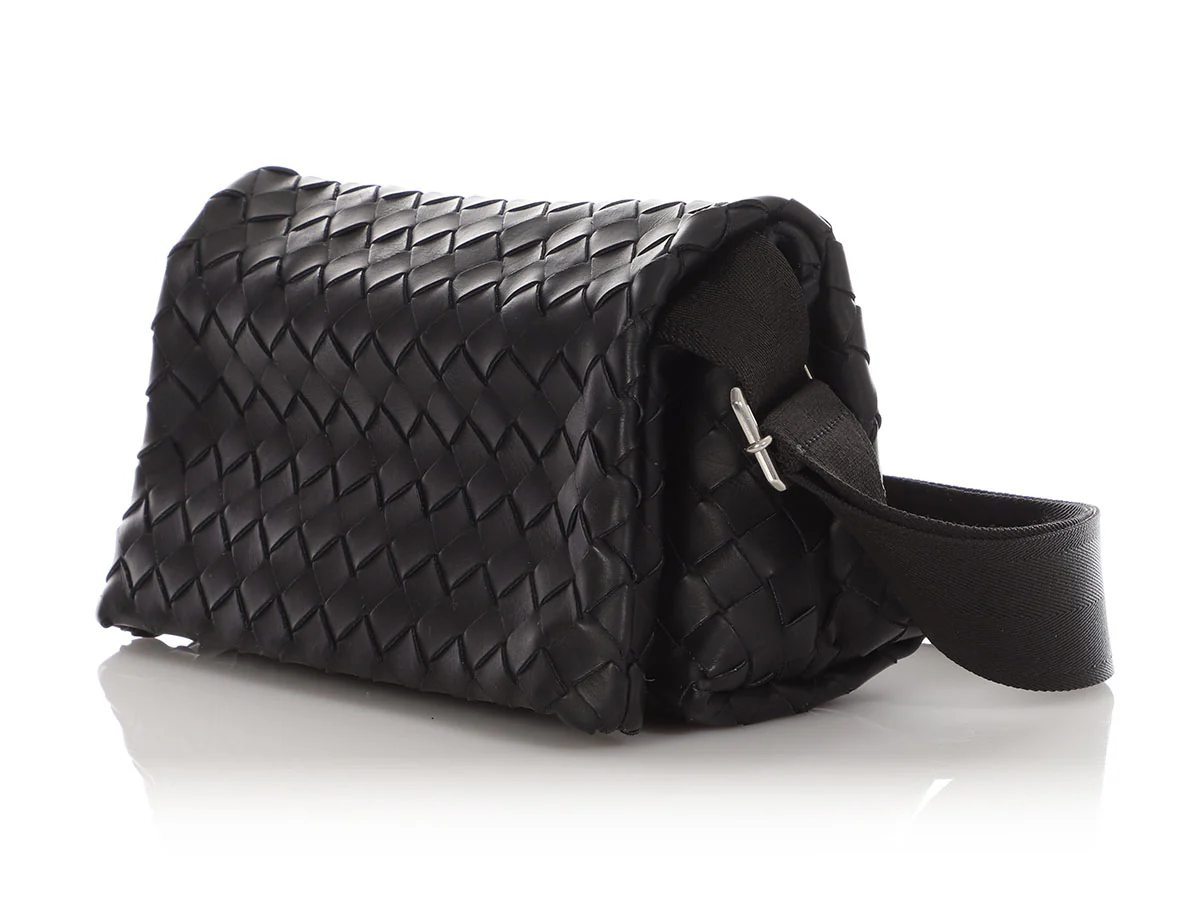Bottega Veneta Black Intrecciato Nappa Leather Fold-Over Messenger Bag - Image 3