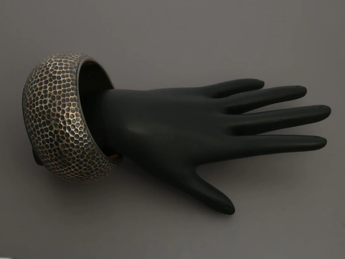 Bottega Veneta Hammered Sterling Silver Wide Bangle - Image 5