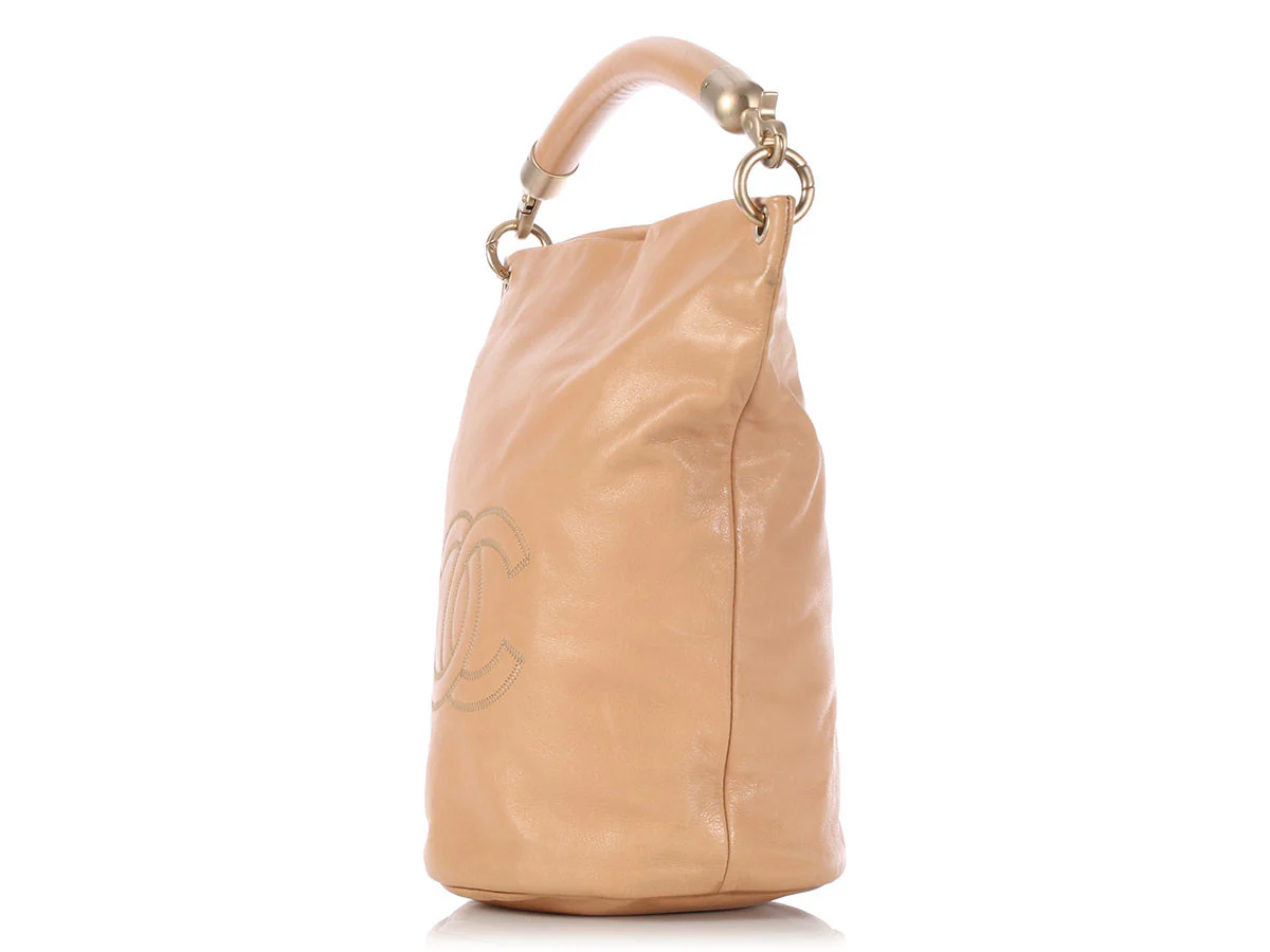 Chanel Tall Tan Bucket Bag - Image 3