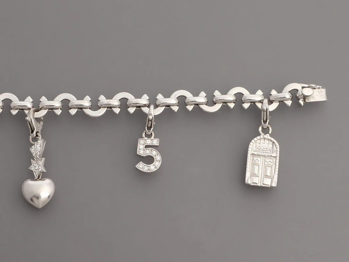 Chanel 18K White Gold Diamond Logo Charm Bracelet - Image 4
