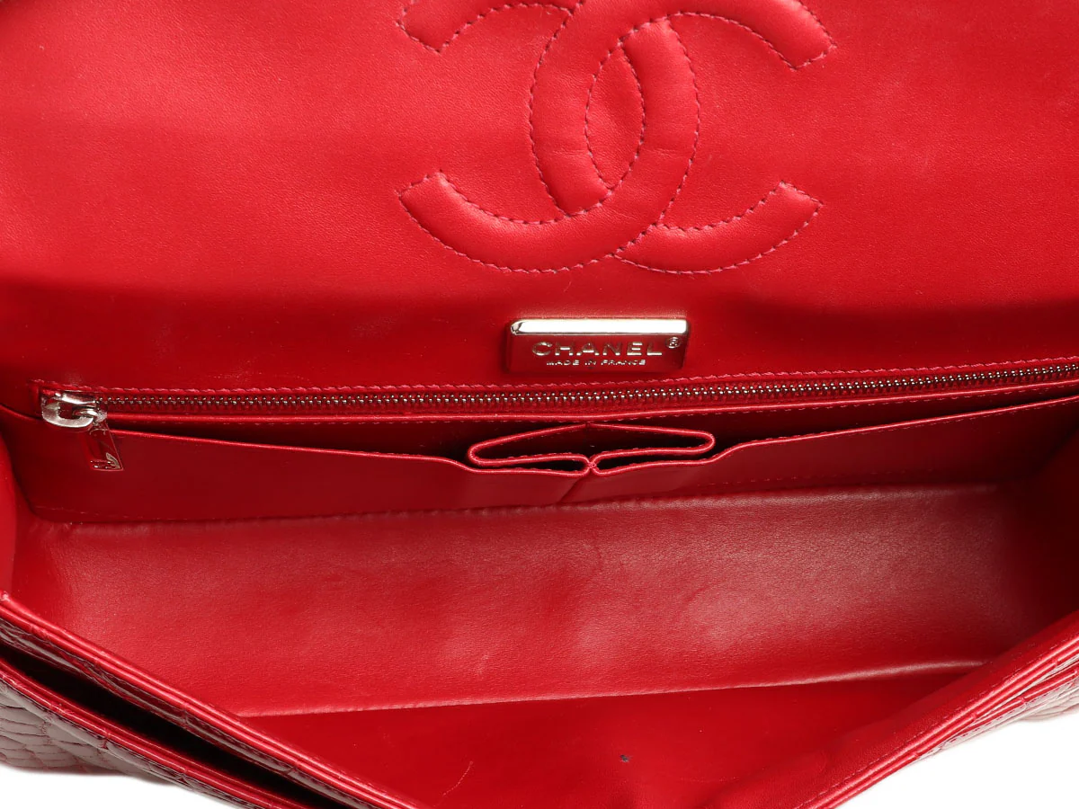 Chanel Medium/Large Red Shiny Alligator Classic Double Flap - Image 9