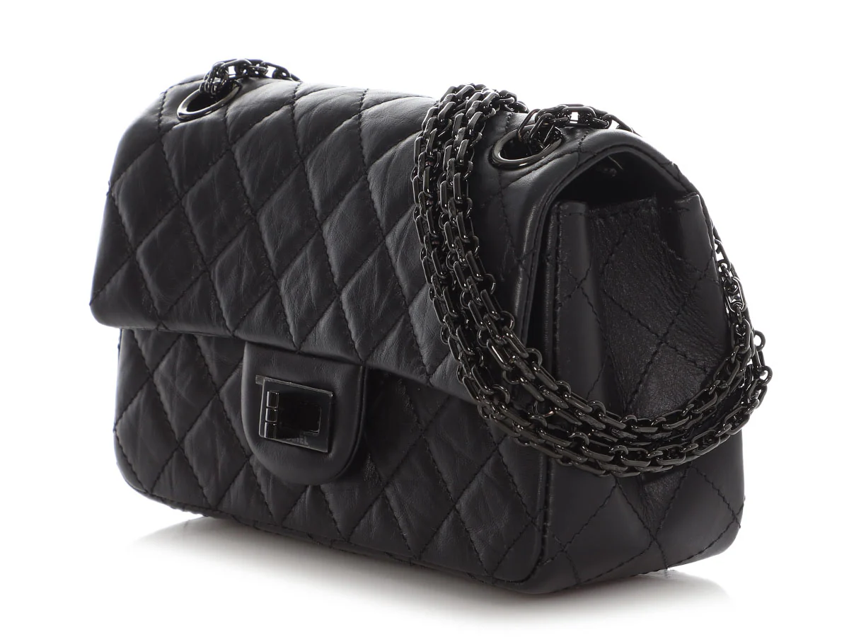 Chanel So Black Quilted Aged Calfskin Mini Reissue Classic - Image 4
