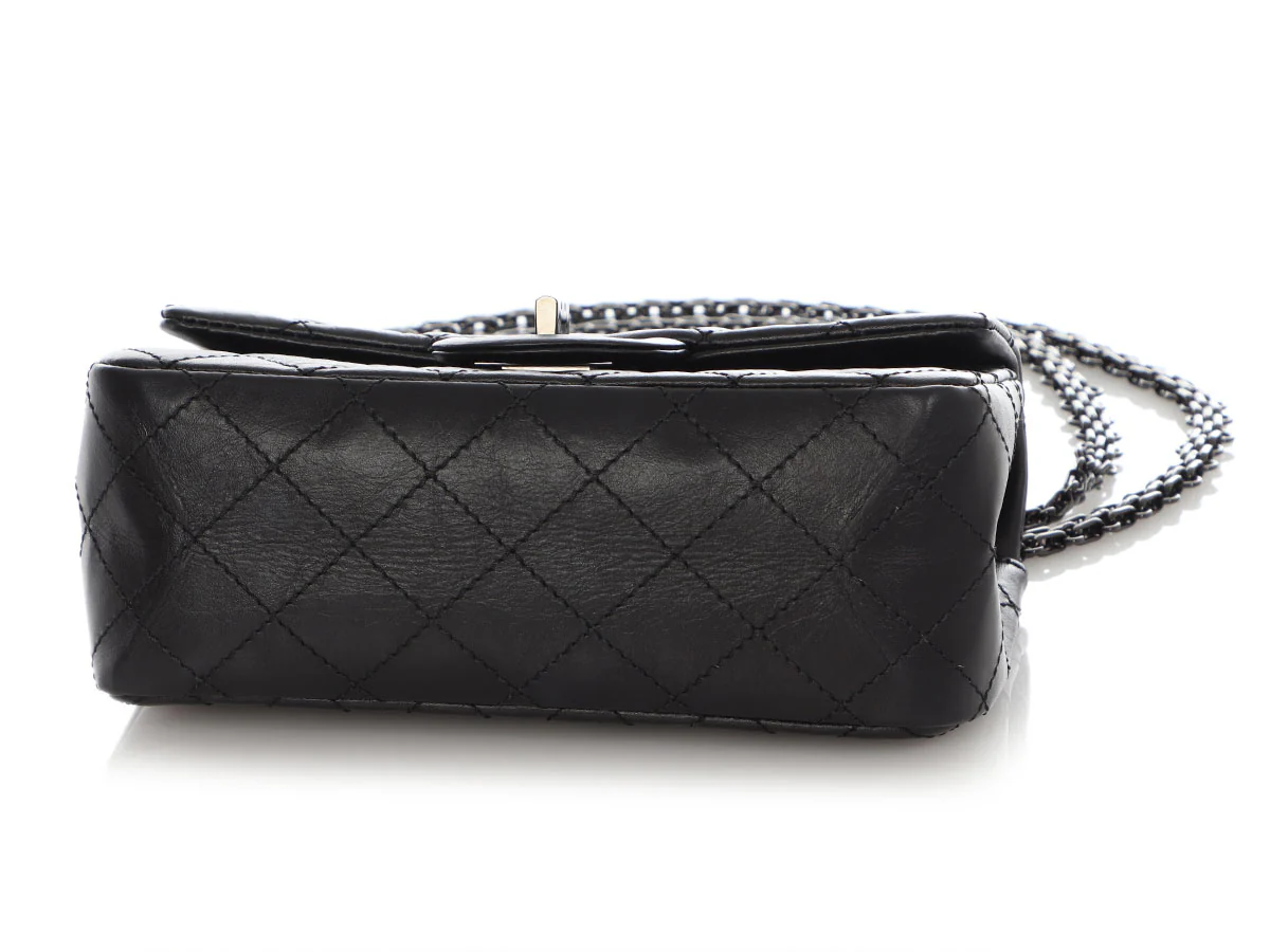 Chanel So Black Quilted Aged Calfskin Mini Reissue Classic - Image 7