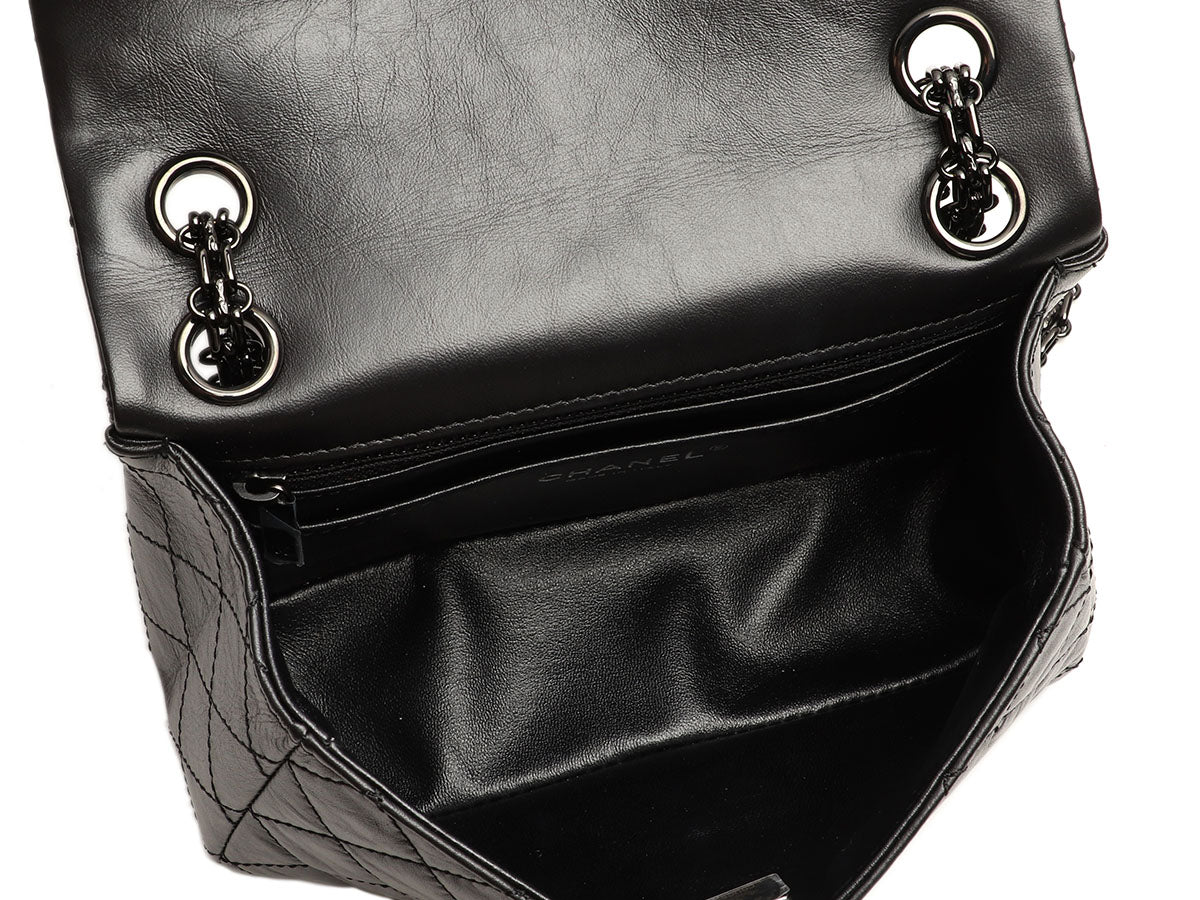 Chanel So Black Quilted Aged Calfskin Mini Reissue Classic - Image 9