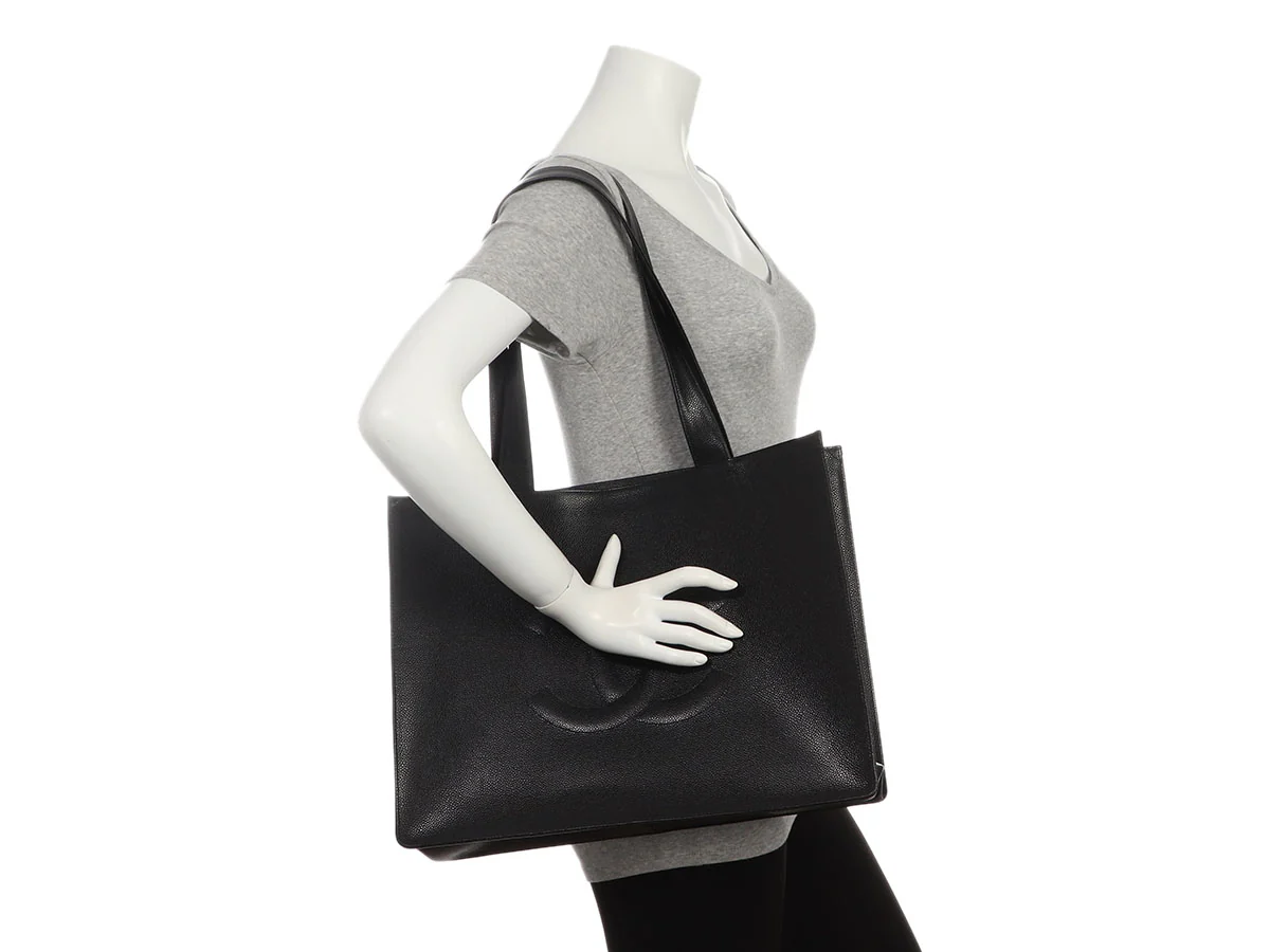 Chanel Vintage XL Black Caviar Tote - Image 10