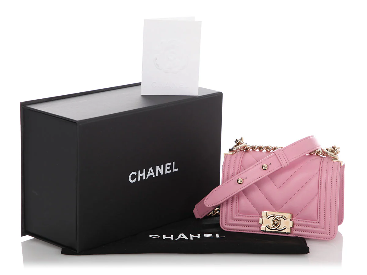 Chanel Micro Mini Rose Chevron-Quilted Lambskin Boy Bag - Image 3