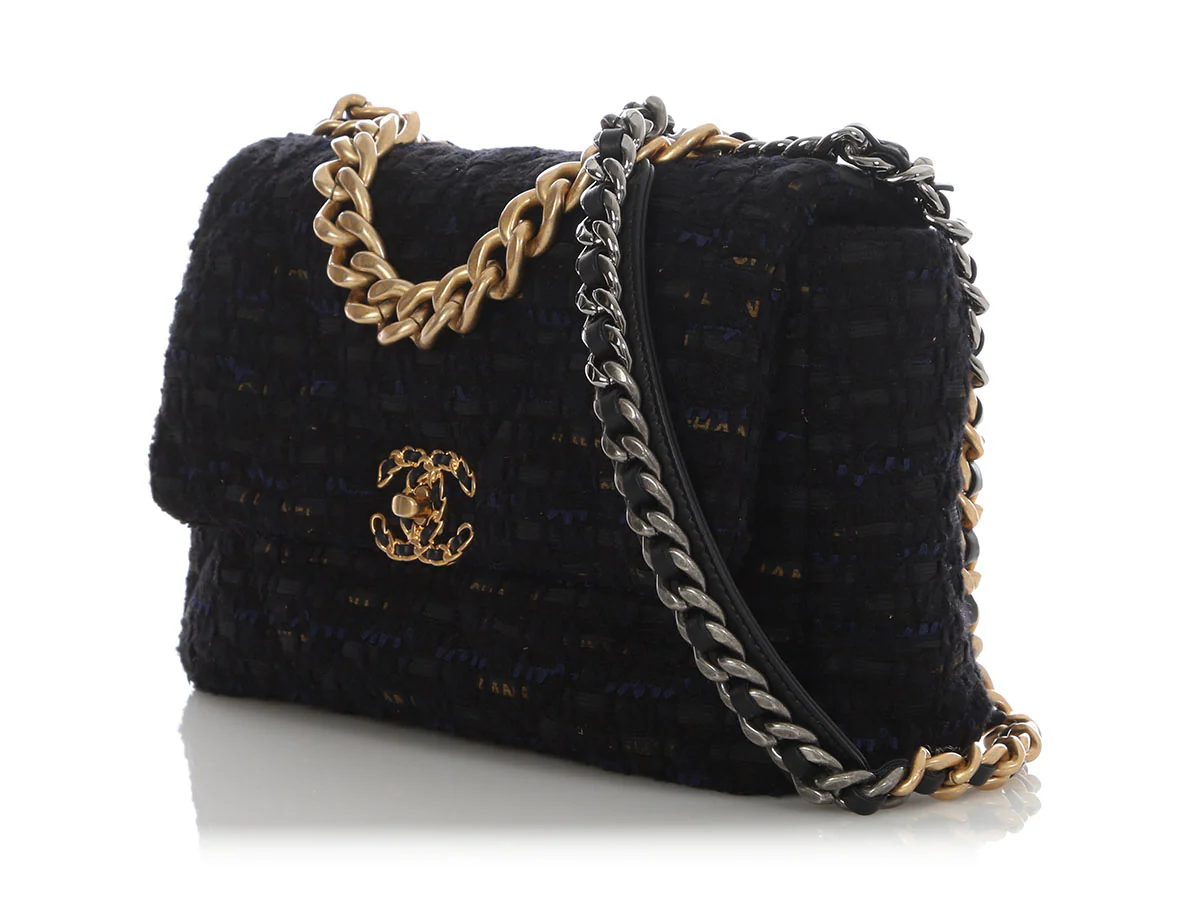 Chanel Large Navy Quilted Tweed and Ribbon 19 Flap - Image 4