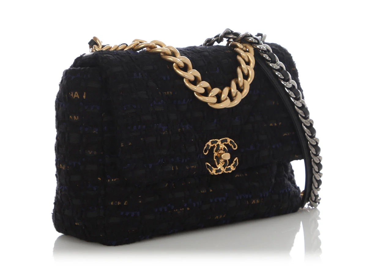 Chanel Large Navy Quilted Tweed and Ribbon 19 Flap - Image 6