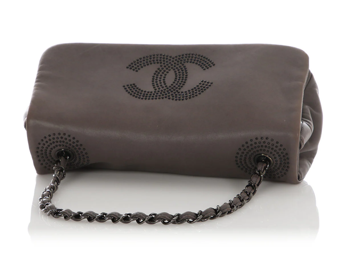 Chanel Gray Lambskin Flap Shoulder Bag - Image 7