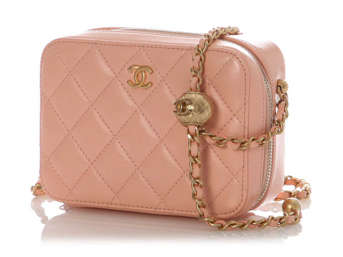 Chanel Mini Light Pink Quilted Lambskin Pearl Crush Camera Bag - Image 3