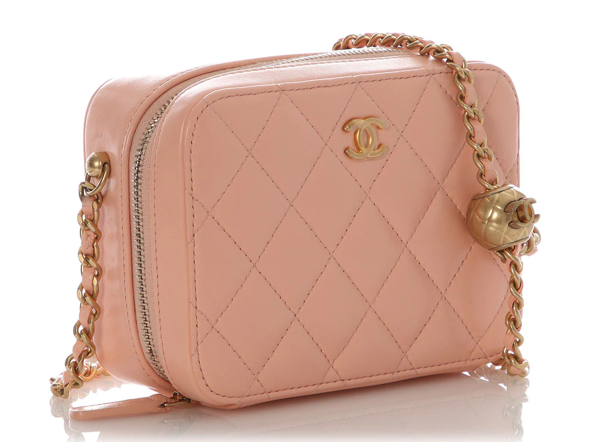 Chanel Mini Light Pink Quilted Lambskin Pearl Crush Camera Bag - Image 6