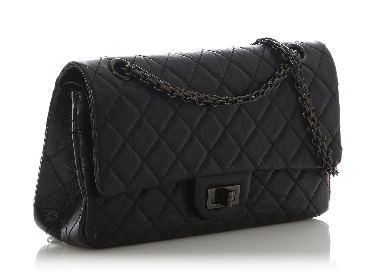 Chanel So Black Quilted Distressed Calfskin 2.55 Reissue 225 - Image 6