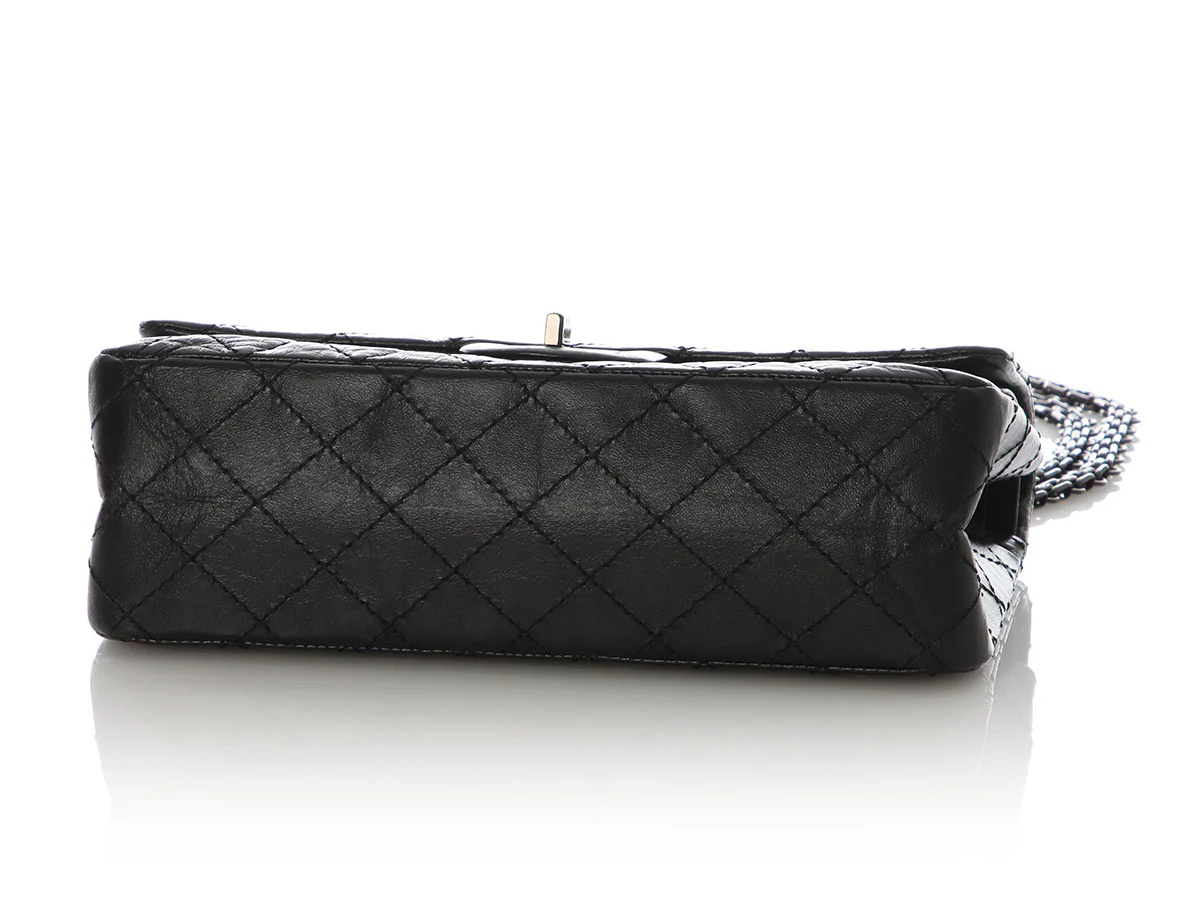 Chanel So Black Quilted Distressed Calfskin 2.55 Reissue 225 - Image 7