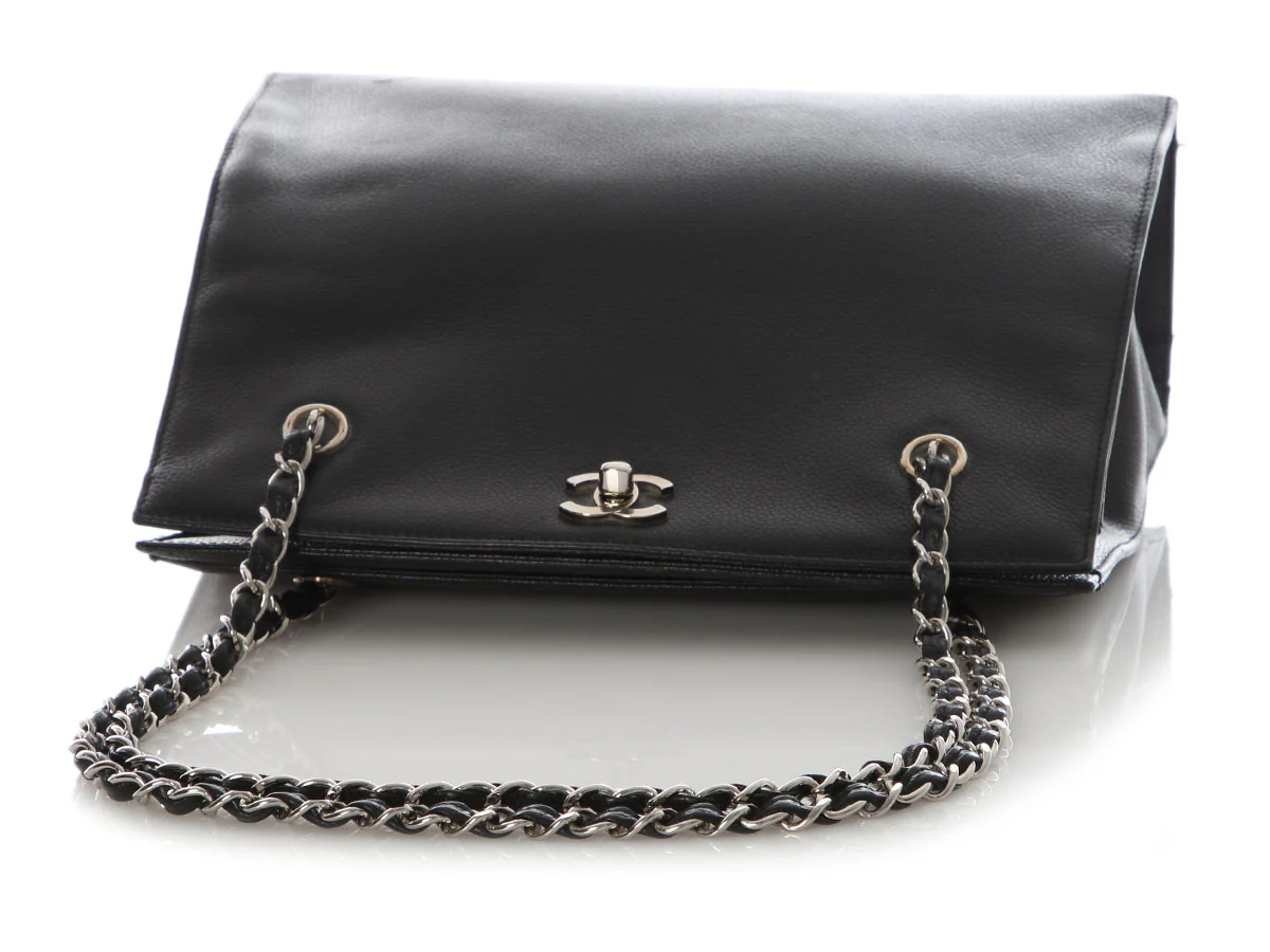 Chanel Vintage Small Black Caviar Tote - Image 7