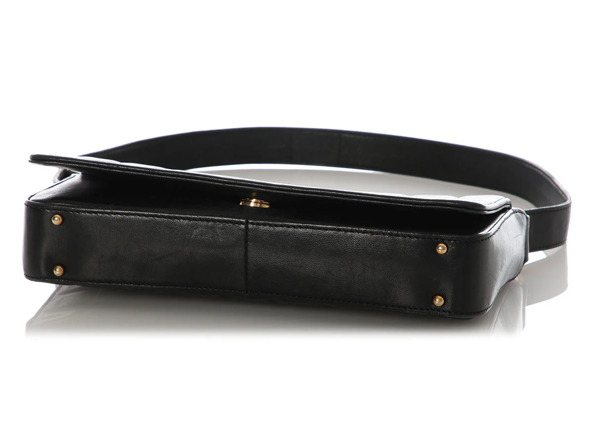 Chanel Vintage Black Lambskin Chocolate Bar Flap - Image 6