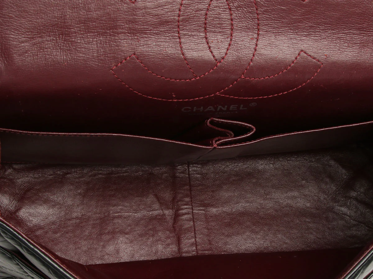 Chanel Black Quilted Aged Calfskin 2.55 Reissue 226 - Image 9