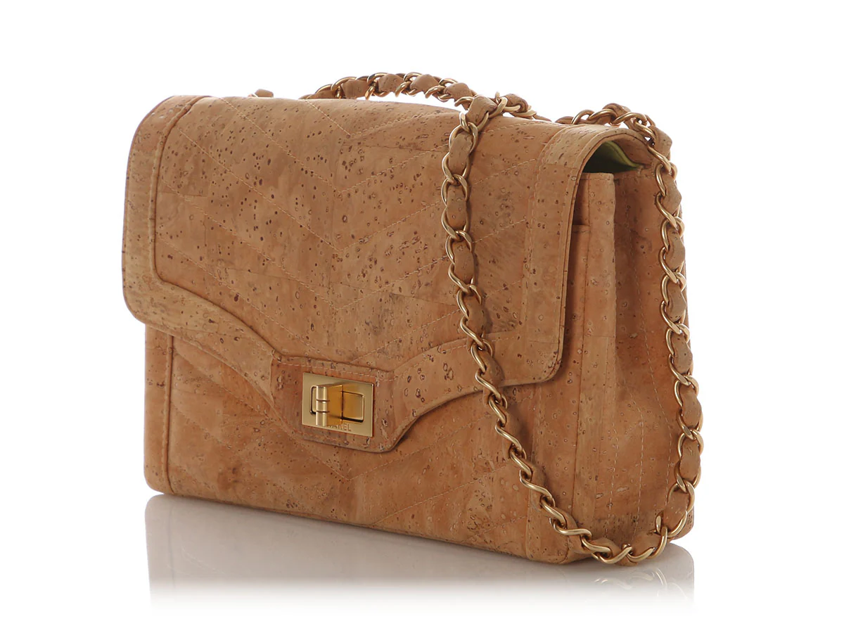 Chanel Small Chevron-Quilted Cork Reissue Flap - Image 4