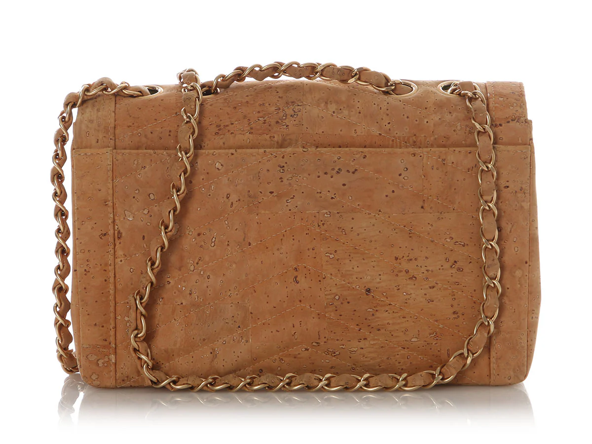 Chanel Small Chevron-Quilted Cork Reissue Flap - Image 5