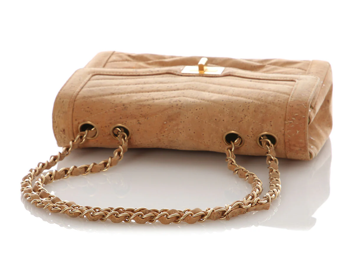 Chanel Small Chevron-Quilted Cork Reissue Flap - Image 8