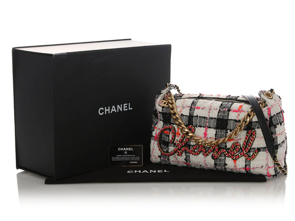 Chanel Tweed Signature Hobo - Image 3