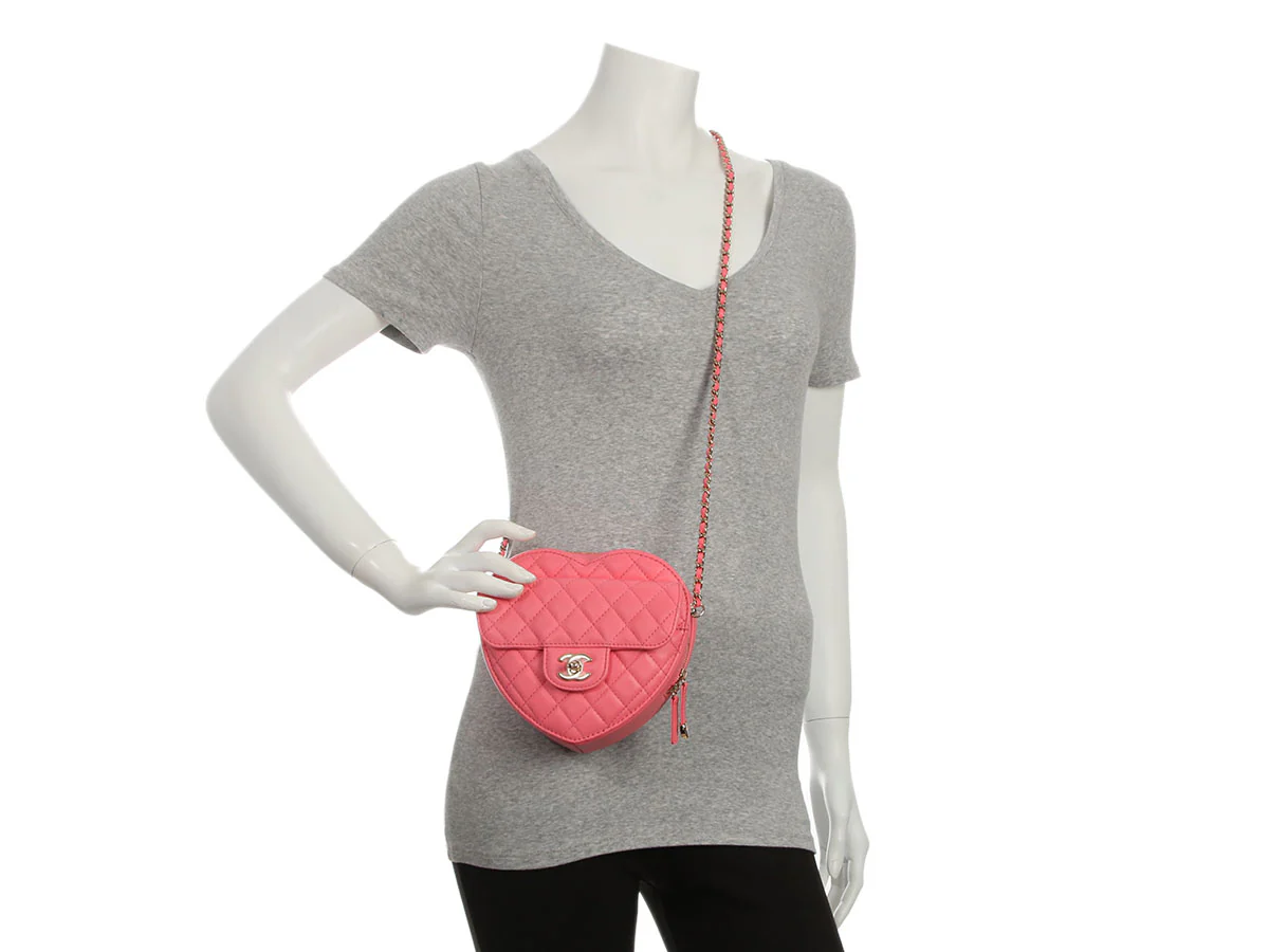Chanel Large Coral Quilted Lambskin CC in Love Heart Bag - Image 11