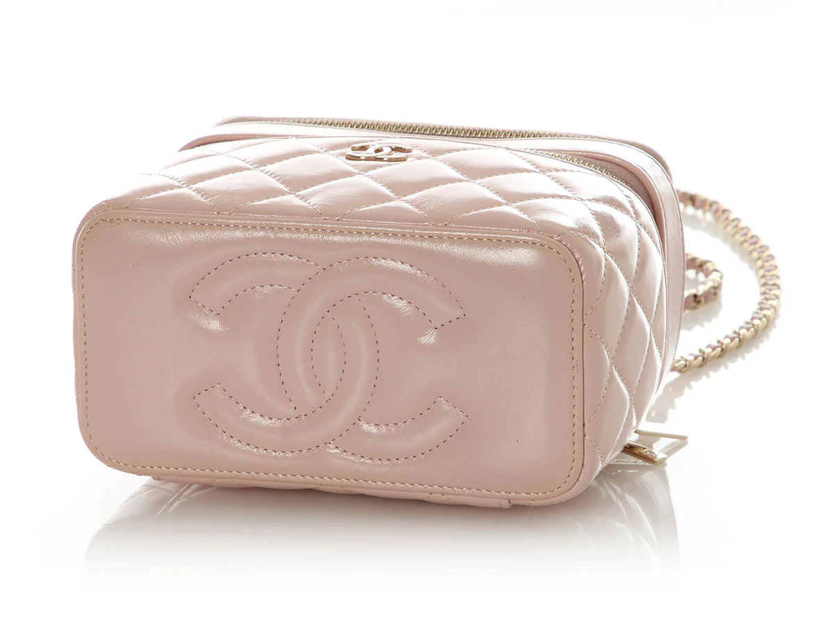 Chanel Pink Quilted Lambskin Double Vanity Cosmetic Case - Image 7