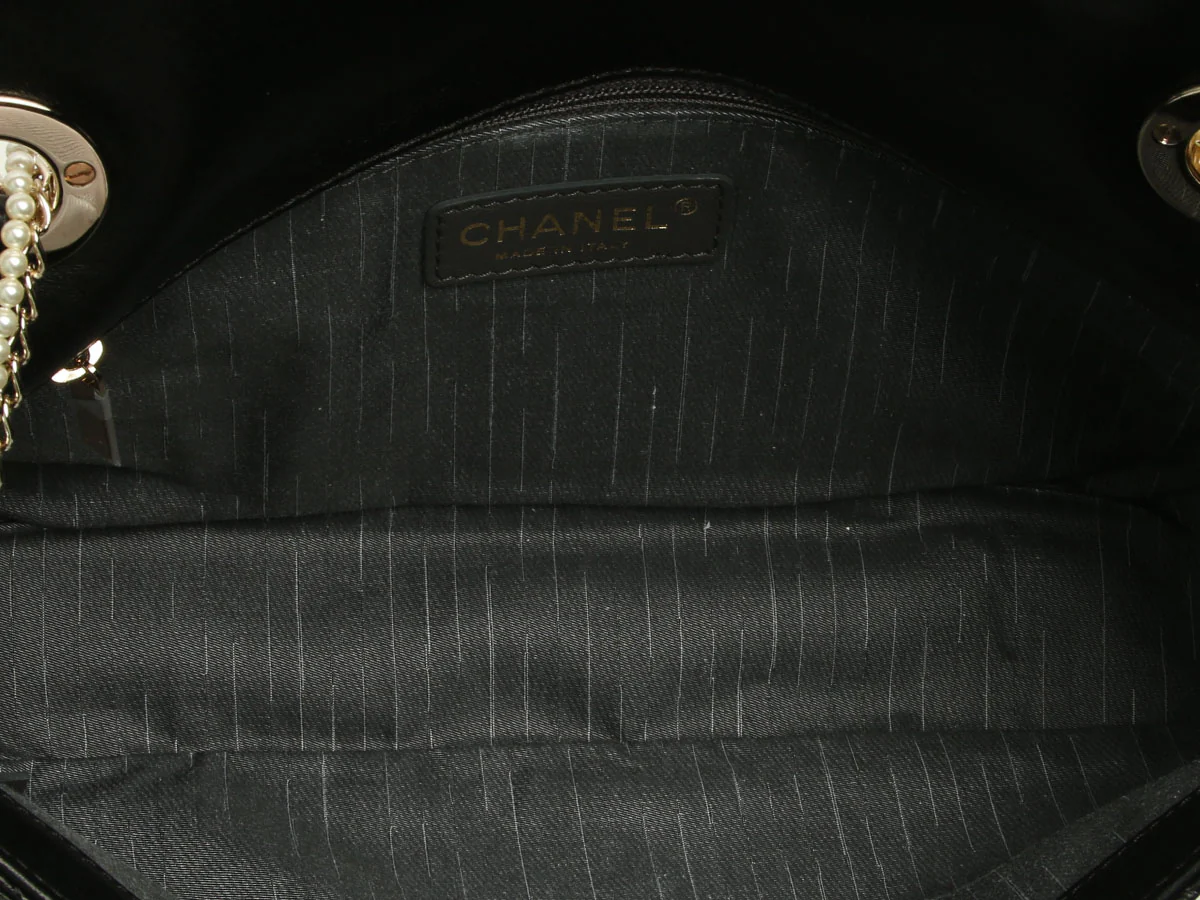 Chanel Black Quilted Lambskin Westminster Pearl Bag - Image 9