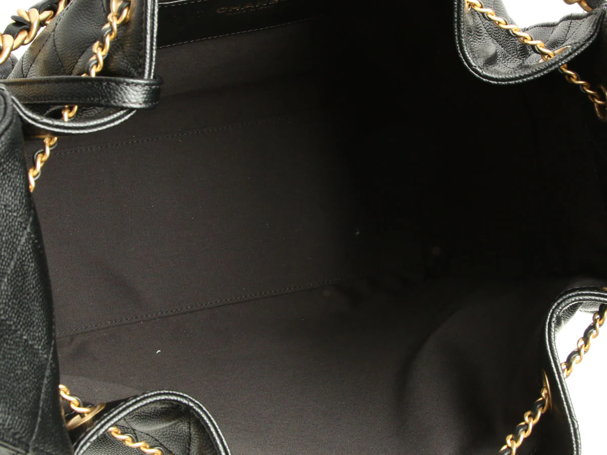 Chanel Medium Black Caviar 25 Hobo - Image 9
