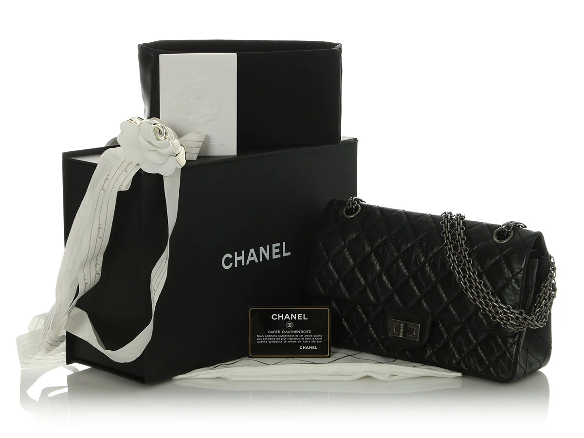 Chanel Black Quilted Distressed Calfskin Reissue 225 - Image 2