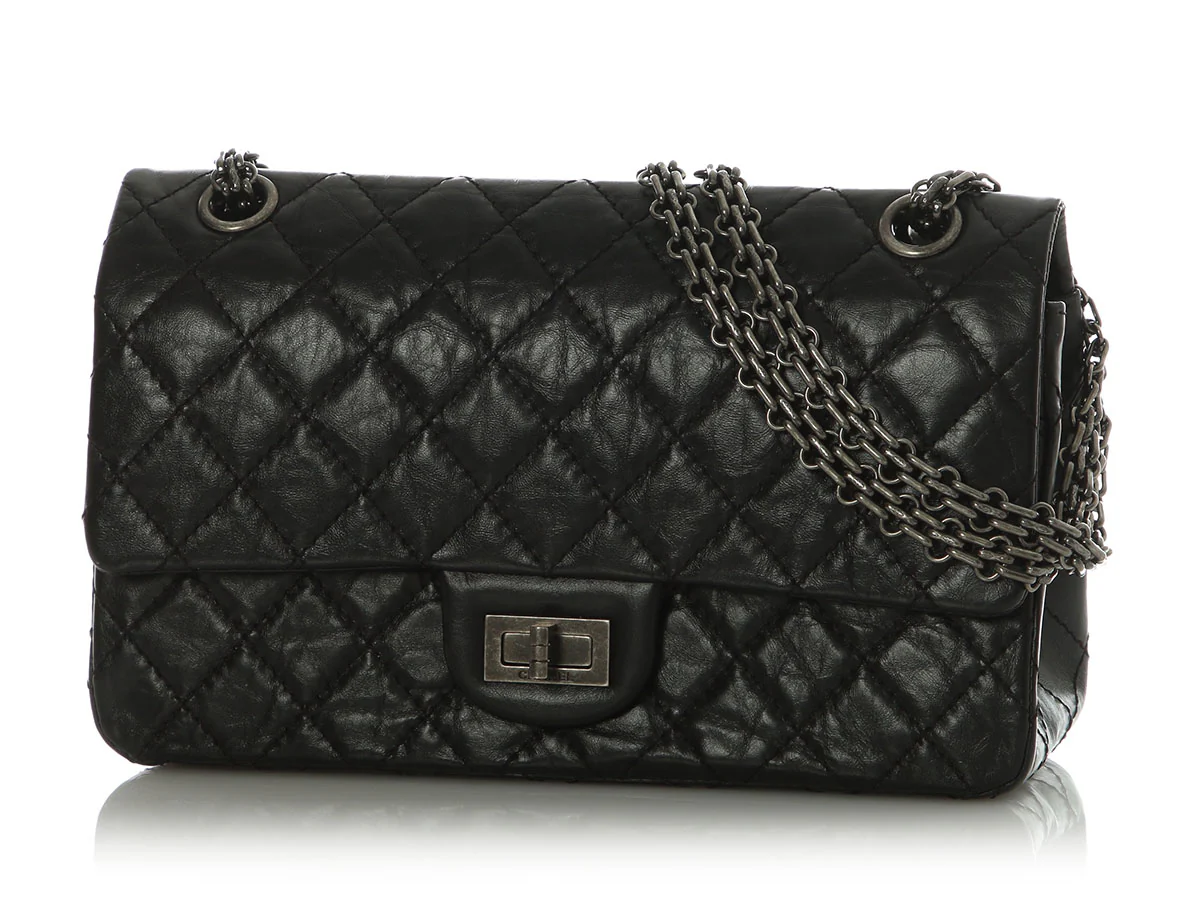 Chanel Black Quilted Distressed Calfskin Reissue 225 - Image 3