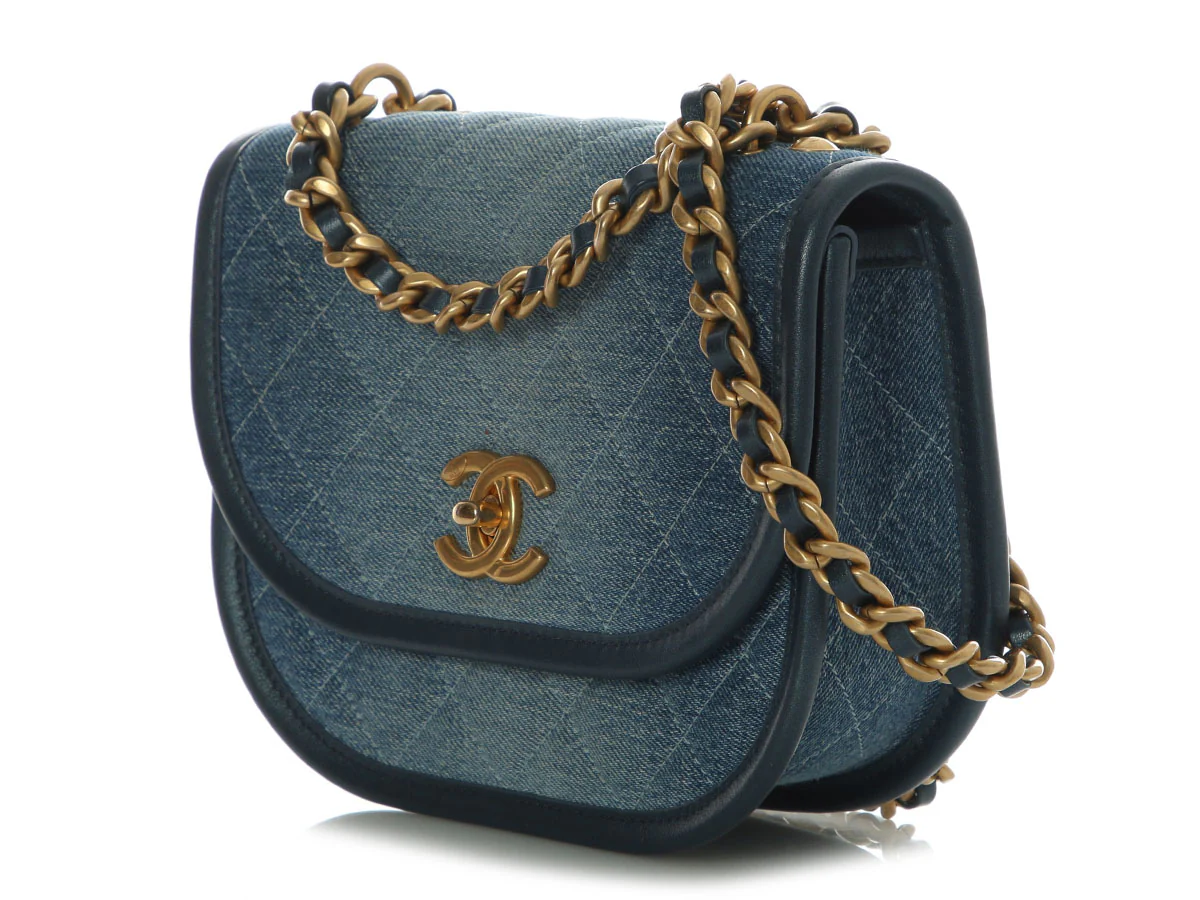 Chanel Small Denim Messenger Bag - Image 4