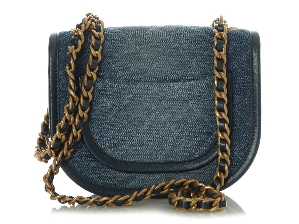 Chanel Small Denim Messenger Bag - Image 5