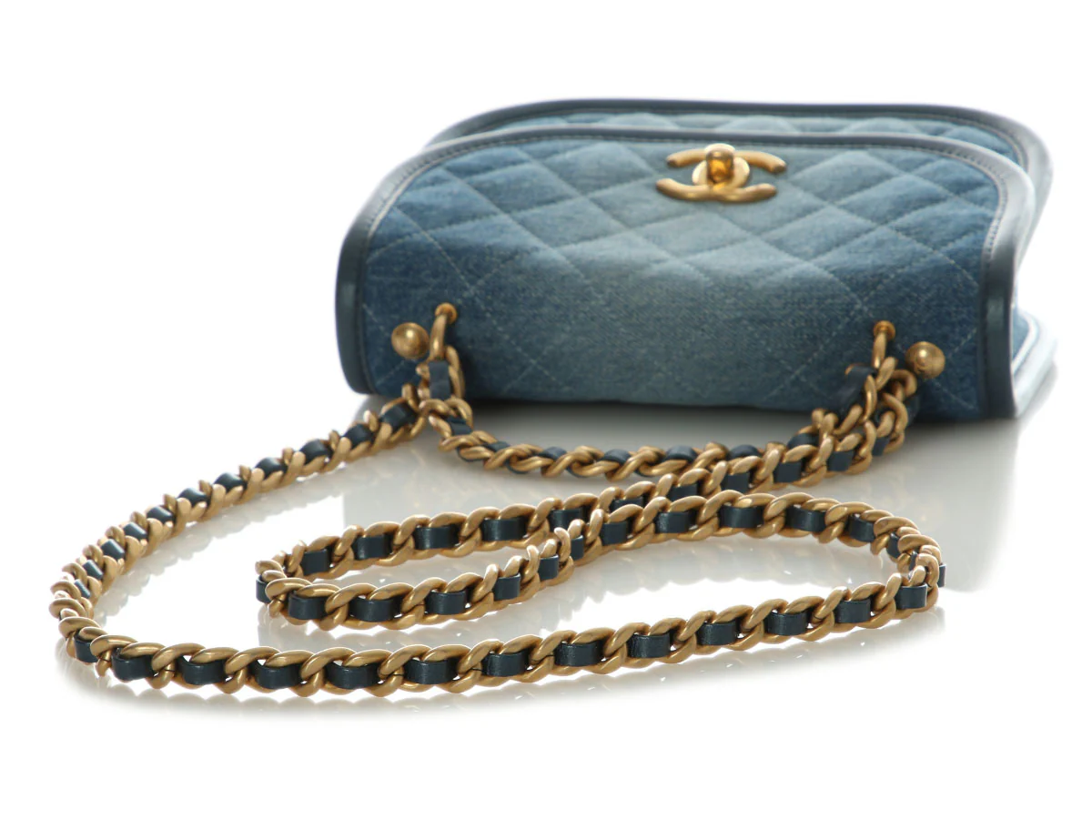 Chanel Small Denim Messenger Bag - Image 8