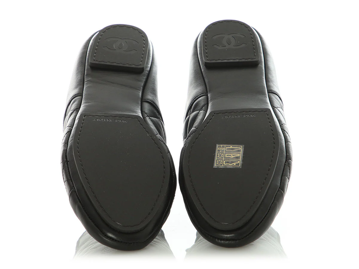 Chanel Black Quilted Lambskin Loafers with Pouch - Image 7