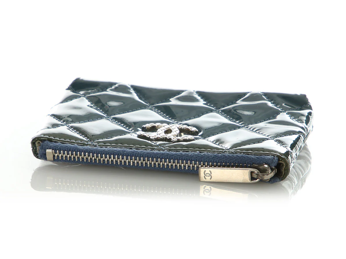 Chanel Blue Quilted Patent Coin Purse - Image 6