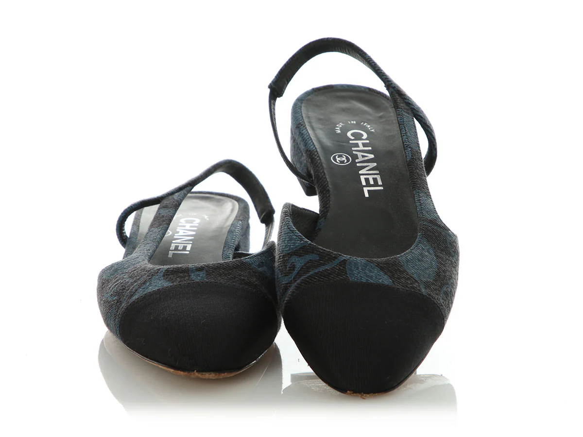 Chanel Blue Floral Denim Slingbacks - Image 2