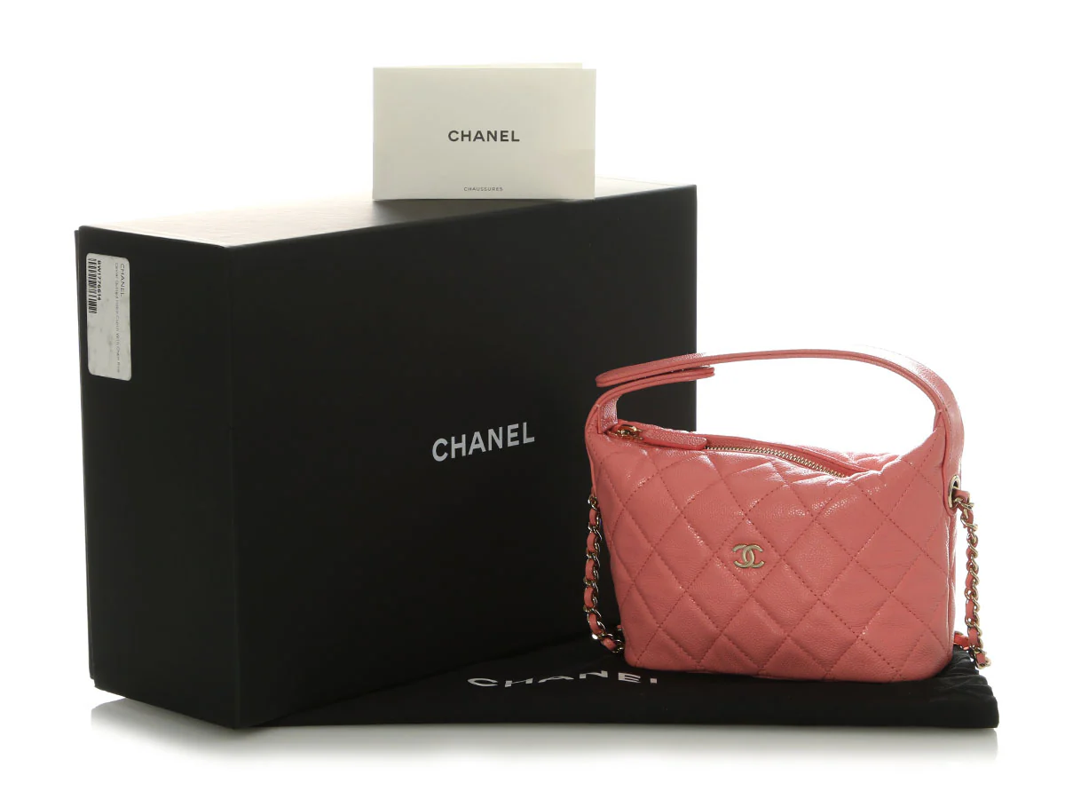 Chanel Small Pink Quilted Caviar Hobo Clutch - Image 2