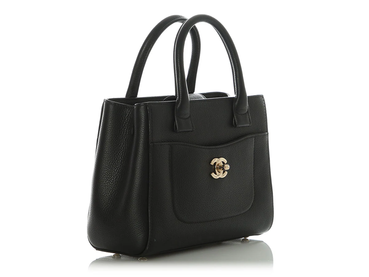 Chanel Small Black Caviar Top Handle Bag - Image 5