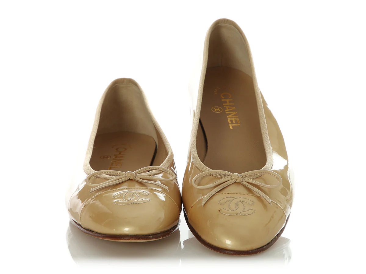 Chanel Gold Patent Ballet Flats - Image 2