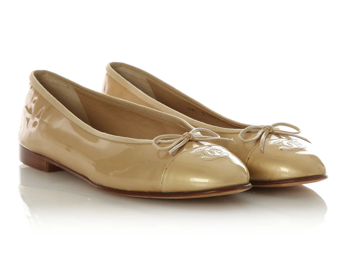 Chanel Gold Patent Ballet Flats - Image 5