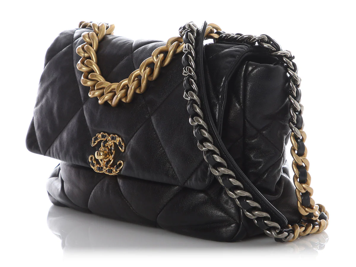 Chanel Medium Black Quilted Lambskin 19 Flap - Image 3