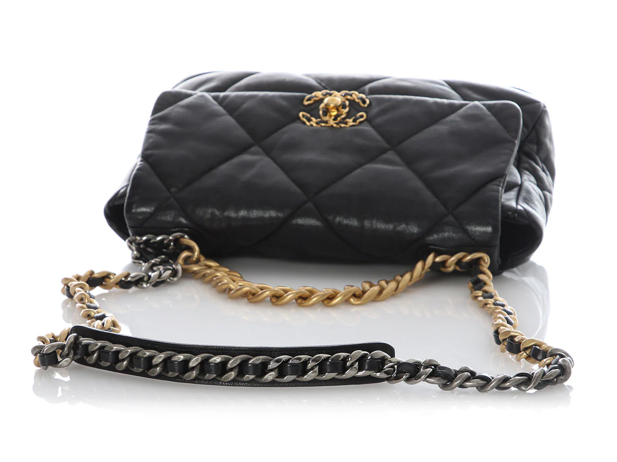 Chanel Medium Black Quilted Lambskin 19 Flap - Image 7