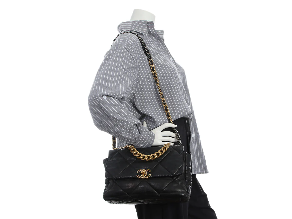Chanel Medium Black Quilted Lambskin 19 Flap - Image 9