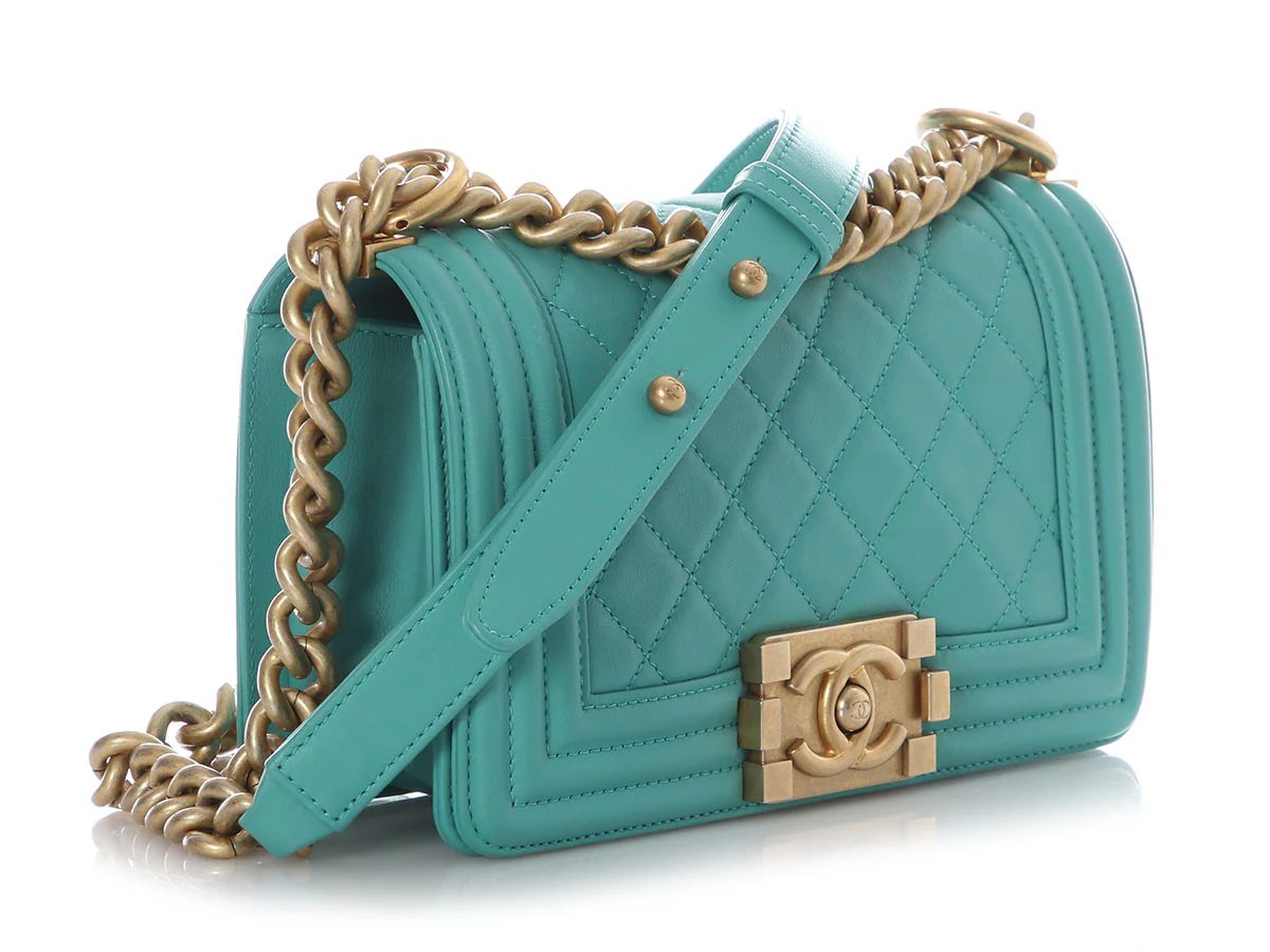 Chanel Small Turquoise Quilted Lambskin Boy Bag - Image 5