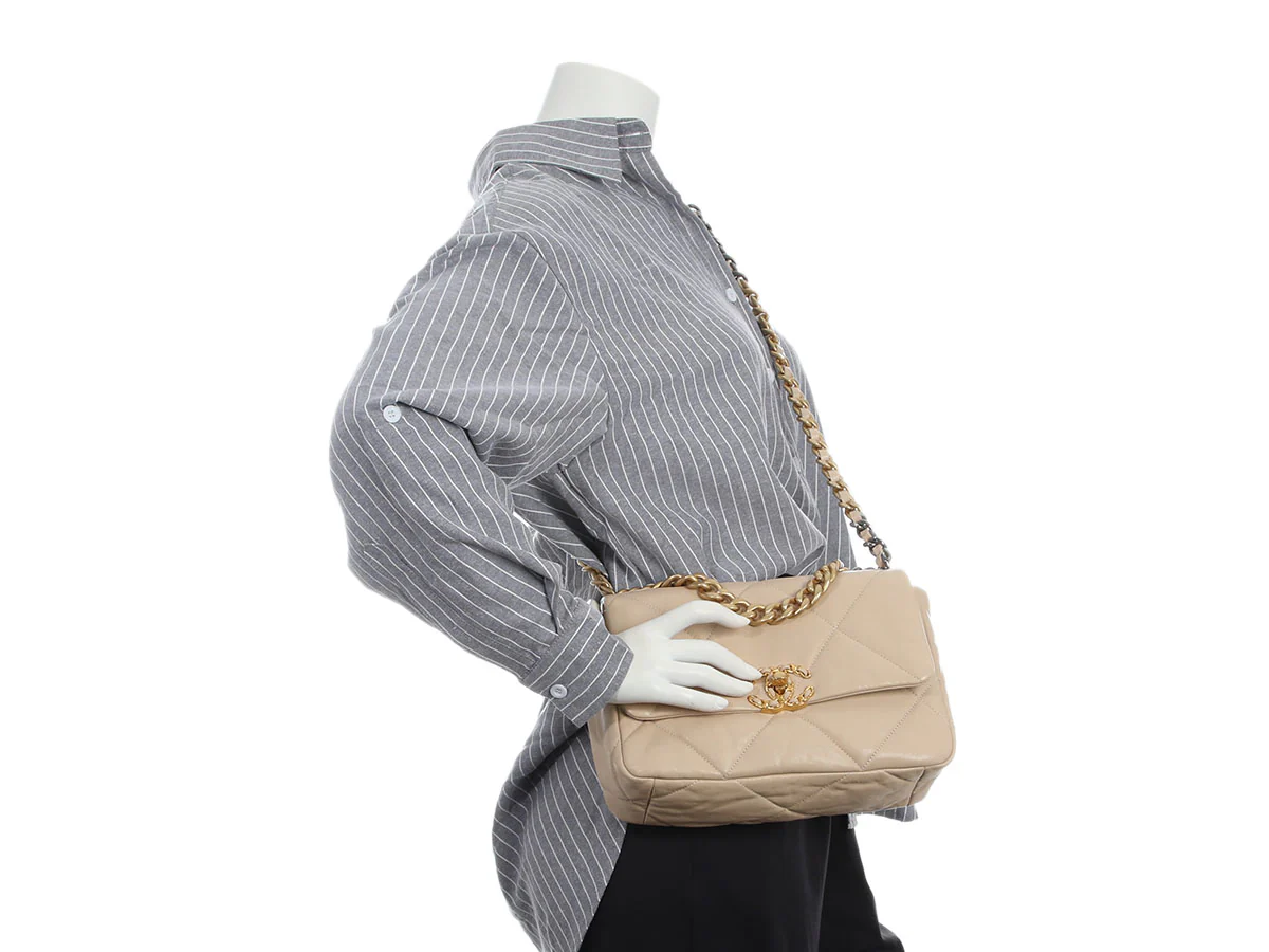 Chanel Small Beige Quilted Calfskin 19 Flap - Image 10