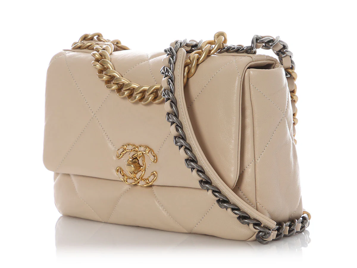 Chanel Small Beige Quilted Calfskin 19 Flap - Image 4